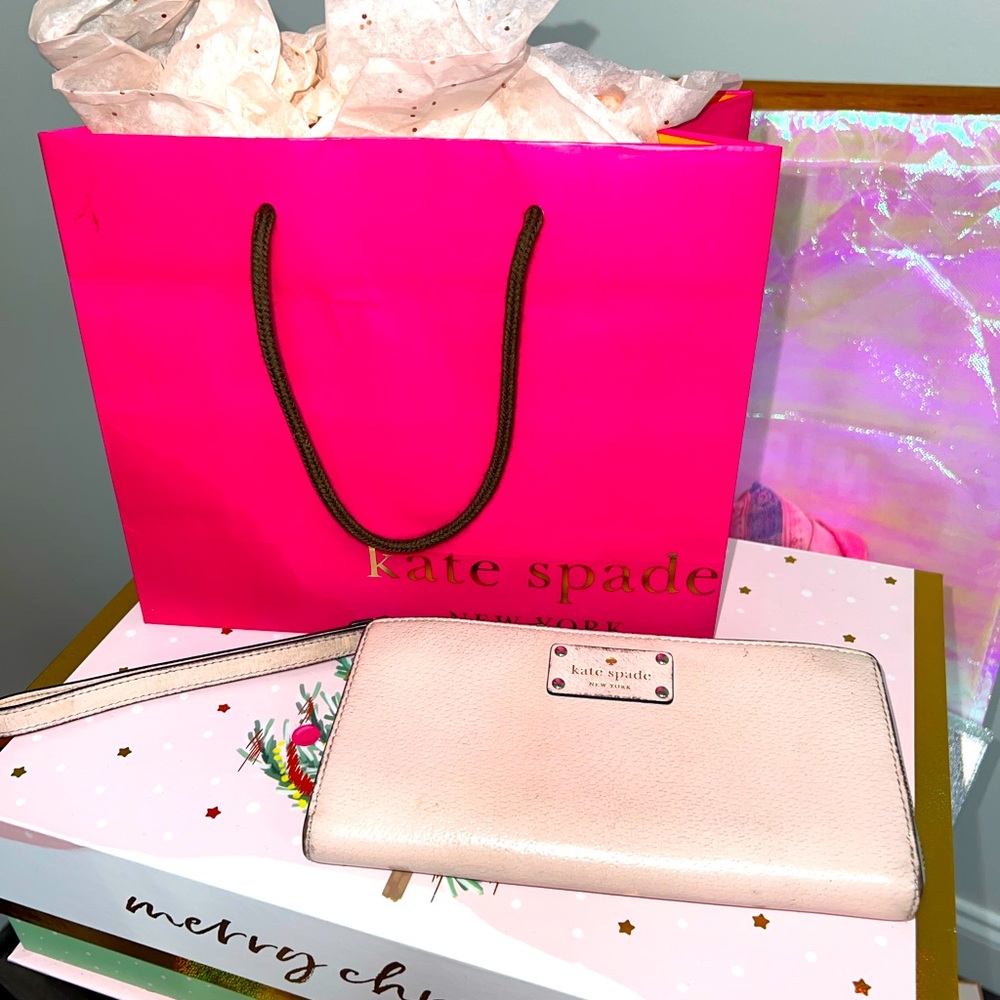 Kate Spade Pink and Cream Wallet